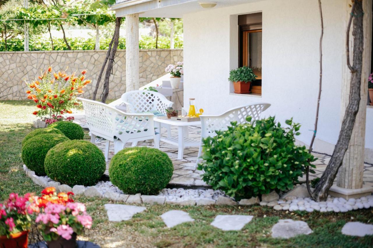Markovic Village Apartments Ülgün Dış mekan fotoğraf