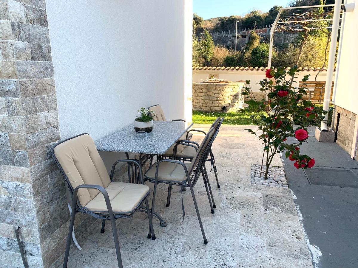 Markovic Village Apartments Ülgün Dış mekan fotoğraf